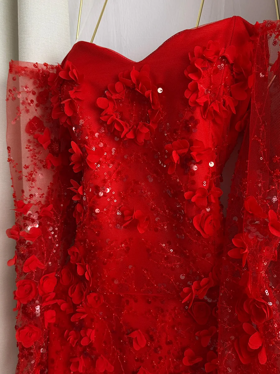 فستان سهرة أحمر شيفون مطرز بالورود ثلاثية الأبعاد
